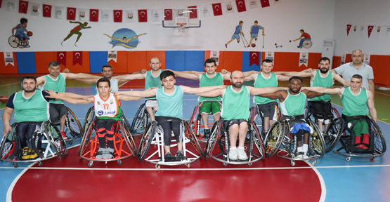 Şanlıurfa Büyükşehir belediyesi tekerlekli basketbol takımı şampiyonluk yolunda