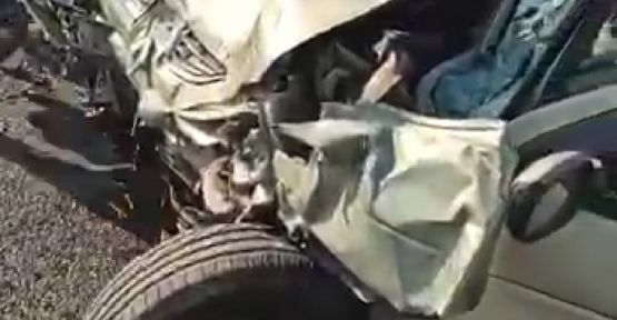 Şanlıurfa’da İki otomobil kafa kafaya çarpıştı, 1 ölü, 3 yaralı