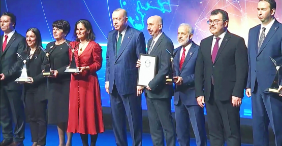 Başkan Erdoğan’dan Rektör Çelik'e bilim ödülü!