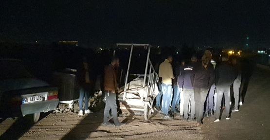 Şanlıurfa’da otomobil motosikletle çarpıştı, 2 kişi yaralandı