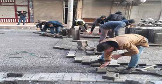 Viranşehir Belediyesinden cadde ve sokaklarda yenileme çalışması