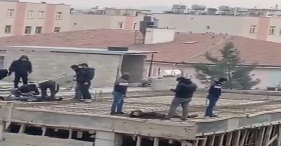 Haliliye'de iki işçi elektrik akımına kapıldı