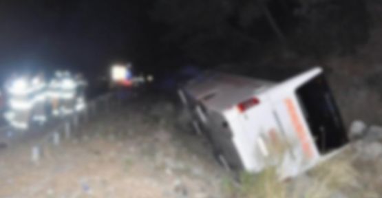 Urfa’da yolcu otobüsü kaza yaptı, 7 yararlı
