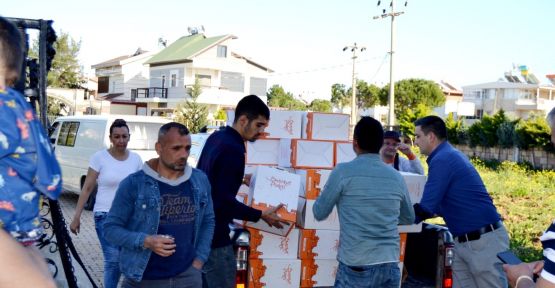 İzmir Şanlıurfa federasyonundan gıda yardımıı
