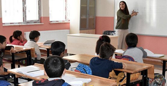 Urfa'da öğrenciler ders başı yaptı