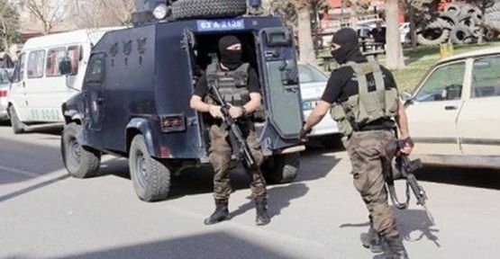Şanlıurfa'da kamu görevlilerine eylem hazırlığındaki teröristler yakalandı