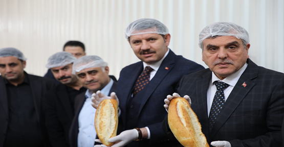 Şanlıurfa’da günlük 100 bin kapasitesi olan halk ekmek üretime başlandı