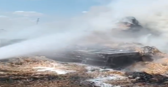 Eyyübiye'de saman yüklü tır yandı