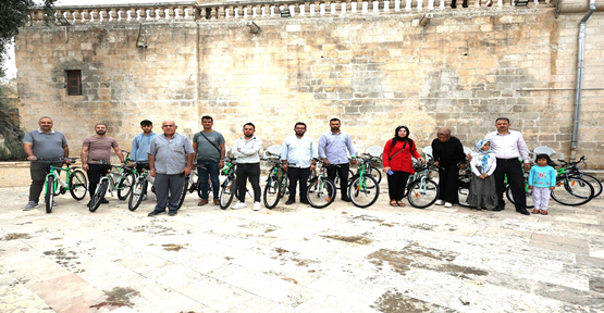 Eyyübiye Belediyesi Bisiklet Hediyelerini Dağıtmaya Başladı