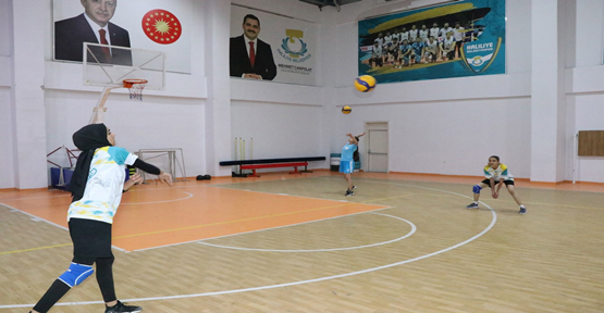 Haliliye Belediyesi İle Gençler Spor Alışkanlığı Kazanıyor