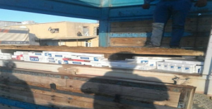 Urfa'da kamyon kasasına zulalınmış kaçak sigara ele geçirildi