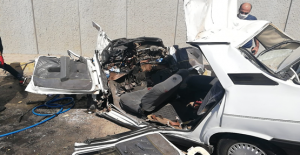 Şanlıurfa’da iki otomobil çarpıştı, 2 ölü, 3 yaralı