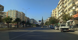 Urfa'da caddeler boş kaldı