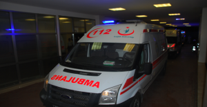 Urfa'da otomobil ile tır kafa kafaya çarpıştı: 1 Ölü,1 yaralı